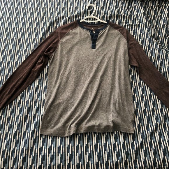 Essentials Long Sleeve Tee - Picture 2 of 5